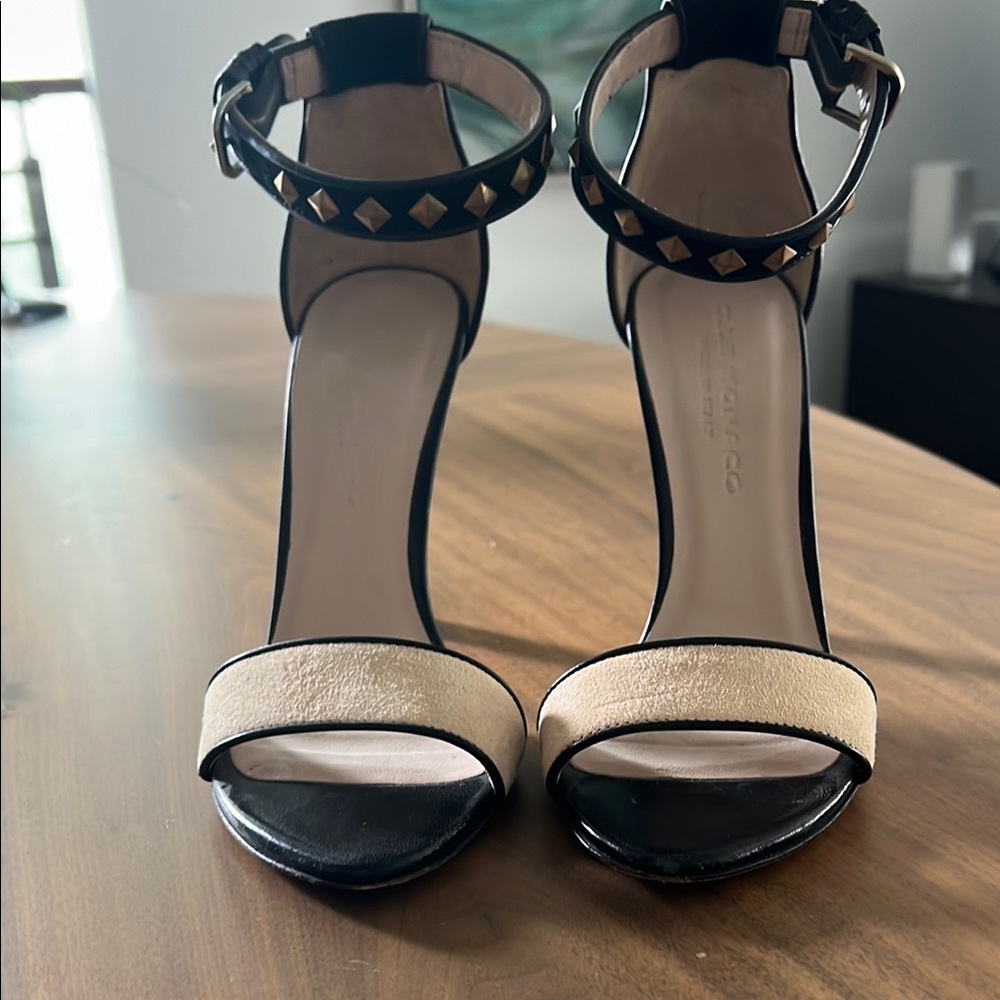 Club Monaco Black and Cream Stiletto Heels with Elegant Straps